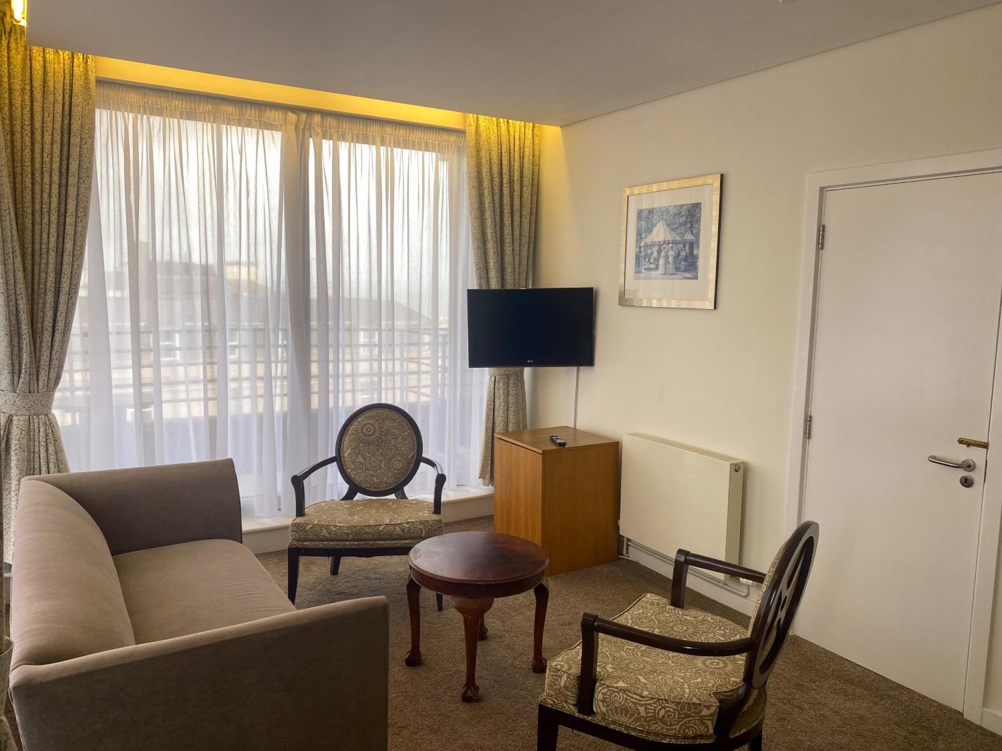 Cavendish Hotel Істборн Екстер'єр фото