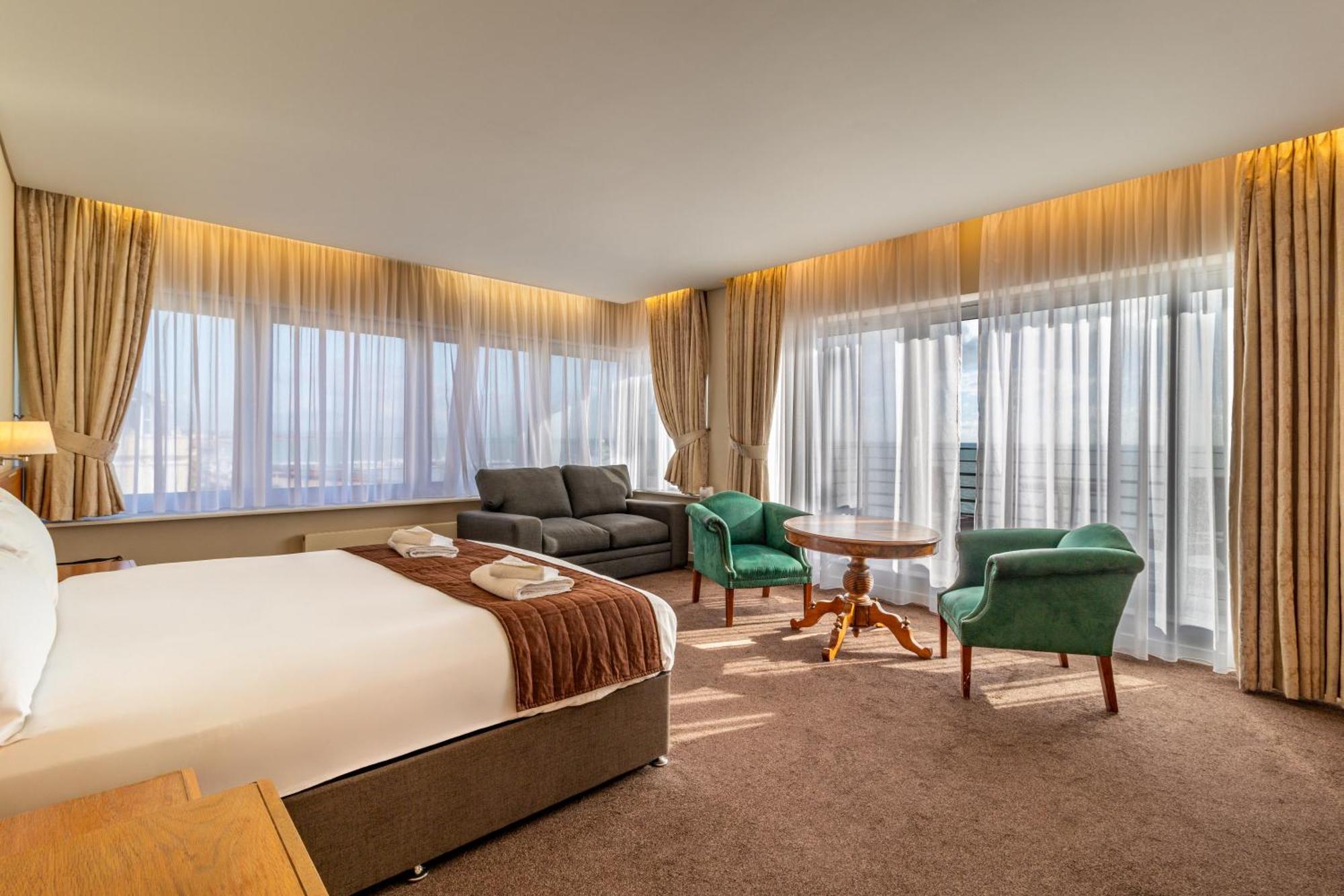 Cavendish Hotel Істборн Екстер'єр фото